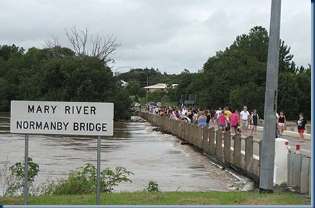 Mary River Normanby Bridge in Flood